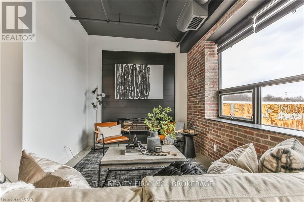 1712 Hyde Park Road, London, ON, N6H 5L7 - 15
