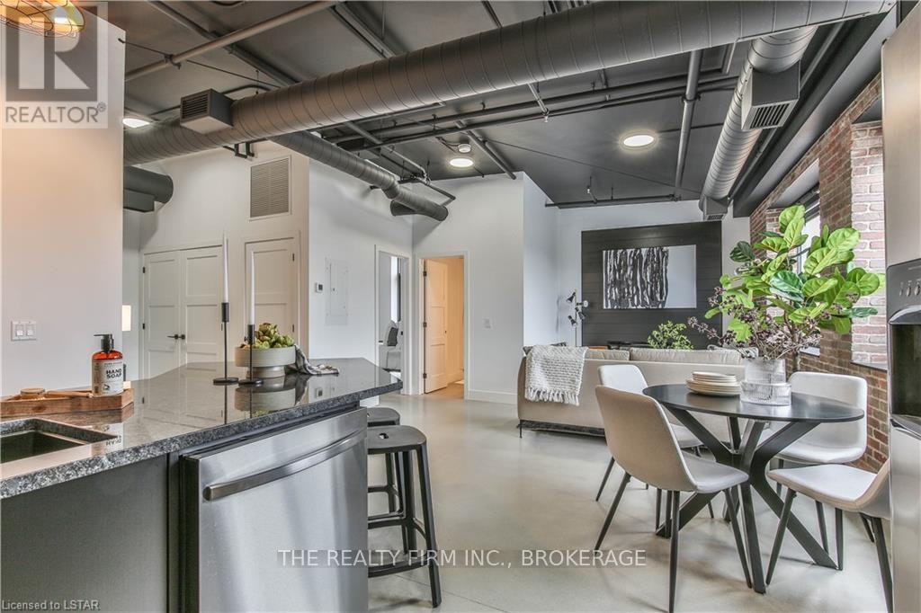 1712 Hyde Park Road, London, ON, N6H 5L7 - 8