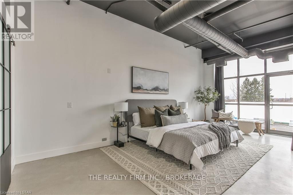 1712 Hyde Park Road, London, ON, N6H 5L7 - 21