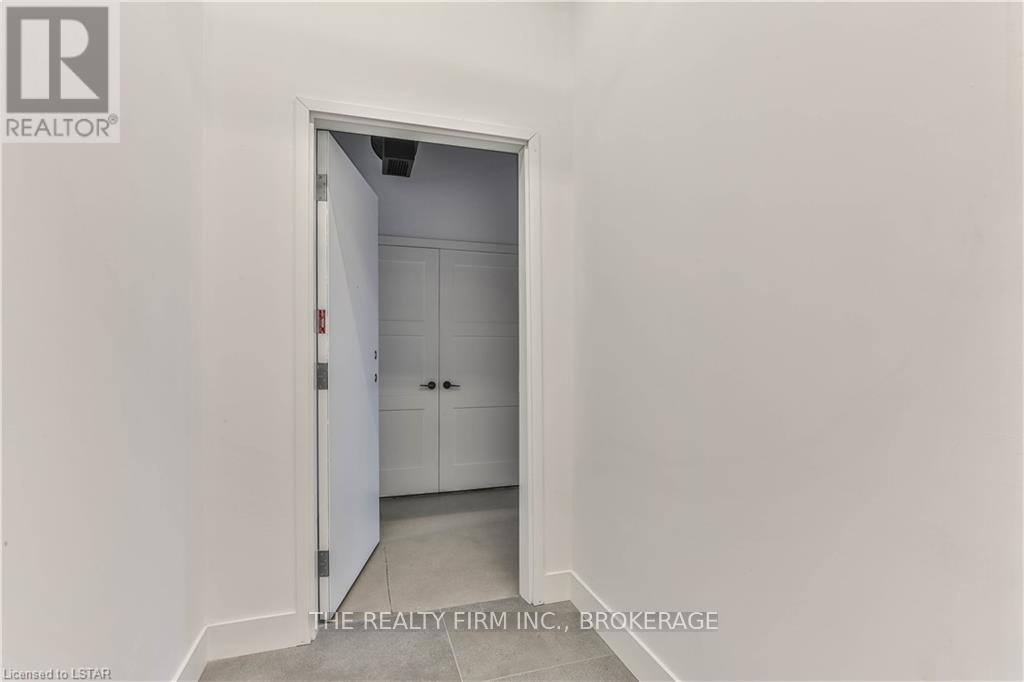 1712 Hyde Park Road, London, ON, N6H 5L7 - 35