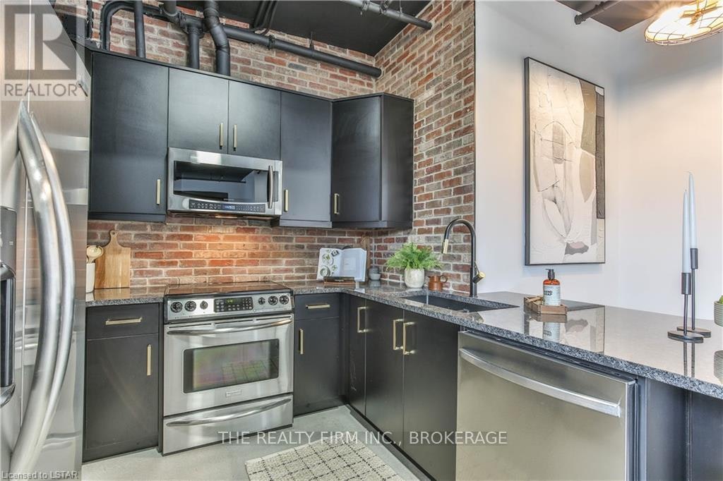 1712 Hyde Park Road, London, ON, N6H 5L7 - 6