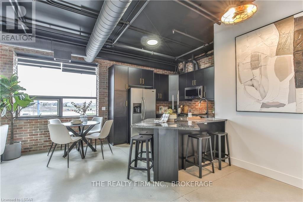 1712 Hyde Park Road, London, ON, N6H 5L7 - 2