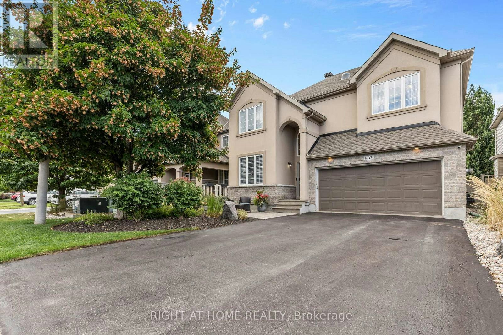 983 Fieldfair Way, Ottawa, ON, K4A 0E4