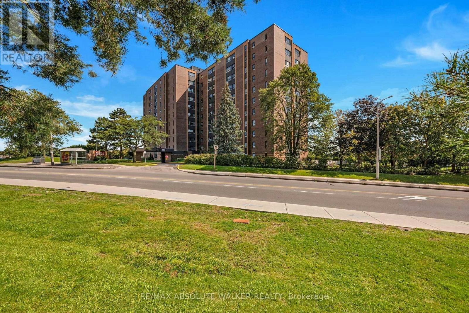 309-1356 Meadowlands Drive E, Ottawa, ON, K2E 6K6