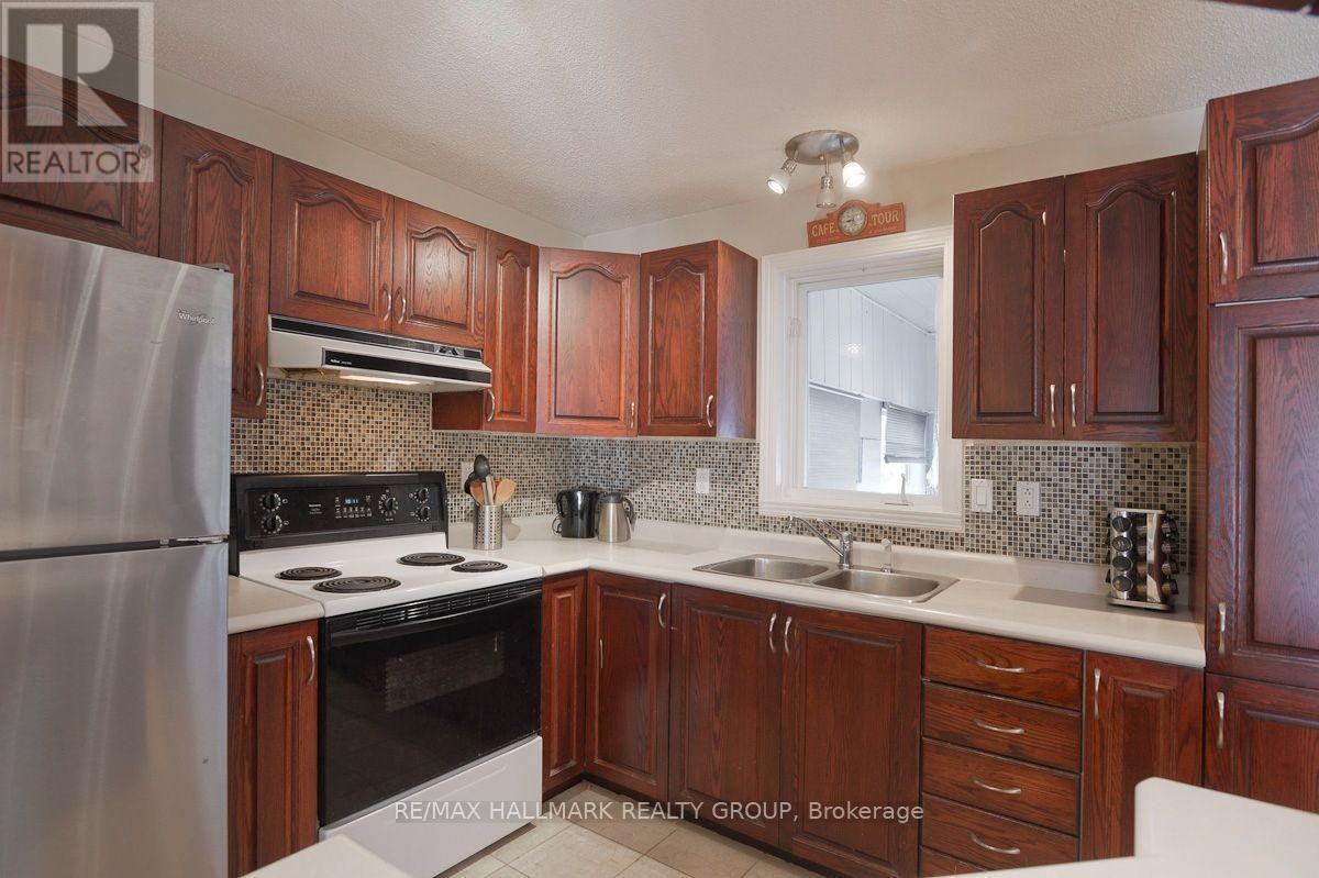 141 Corkstown Road, Ottawa, ON, K2H 1B8 - 8