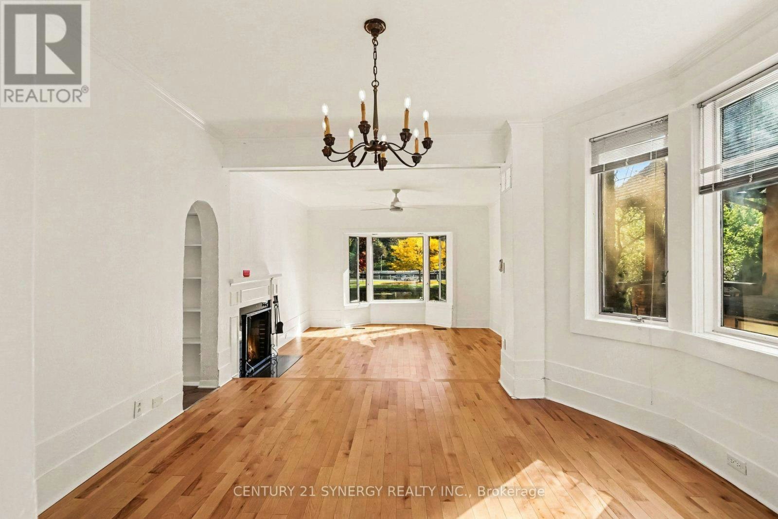18 Wilton Crescent, Ottawa, ON, K1S 2T5 - 9