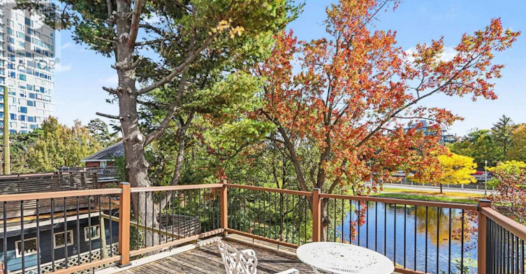 18 Wilton Crescent, Ottawa, ON, K1S 2T5 - 23