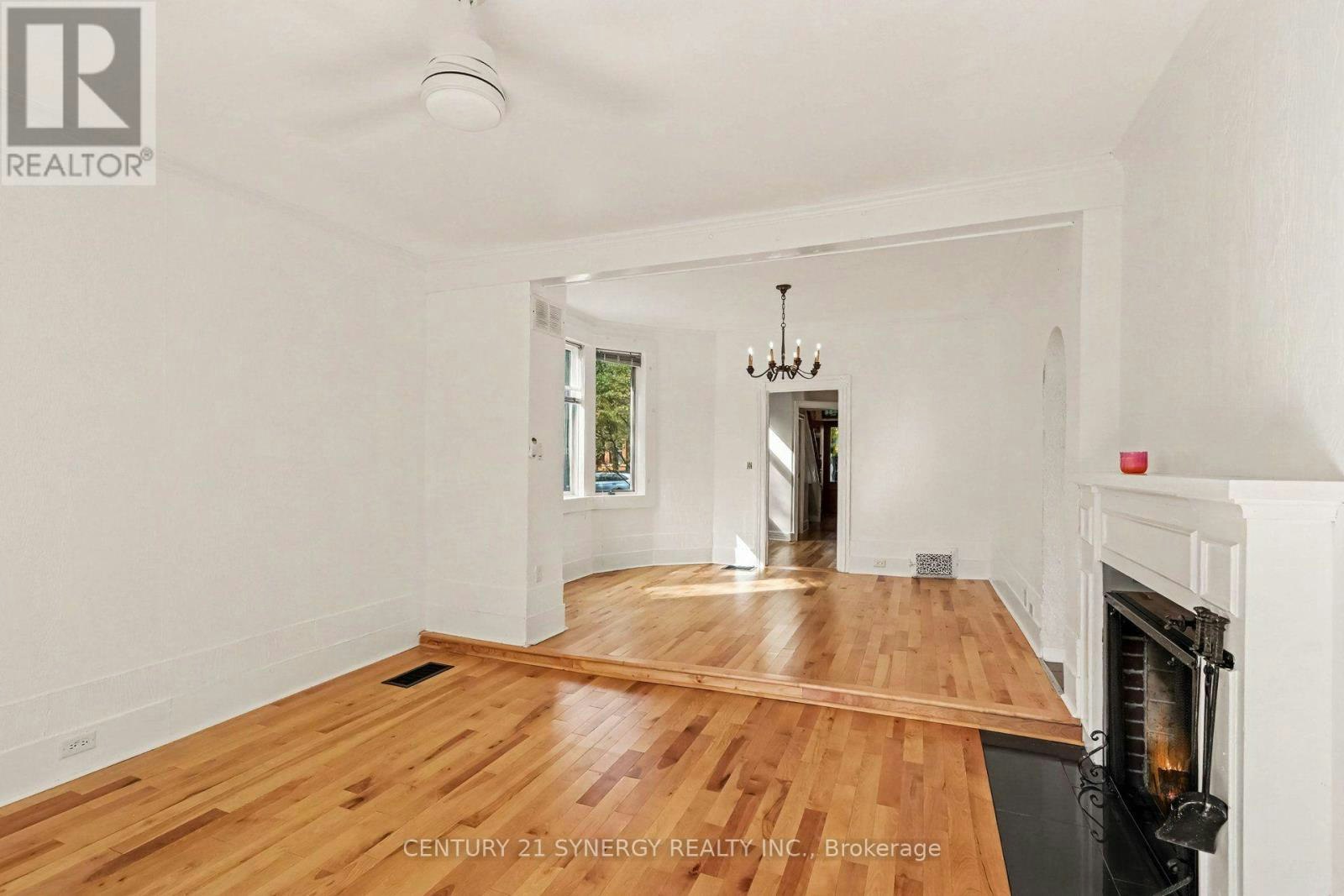 18 Wilton Crescent, Ottawa, ON, K1S 2T5 - 7
