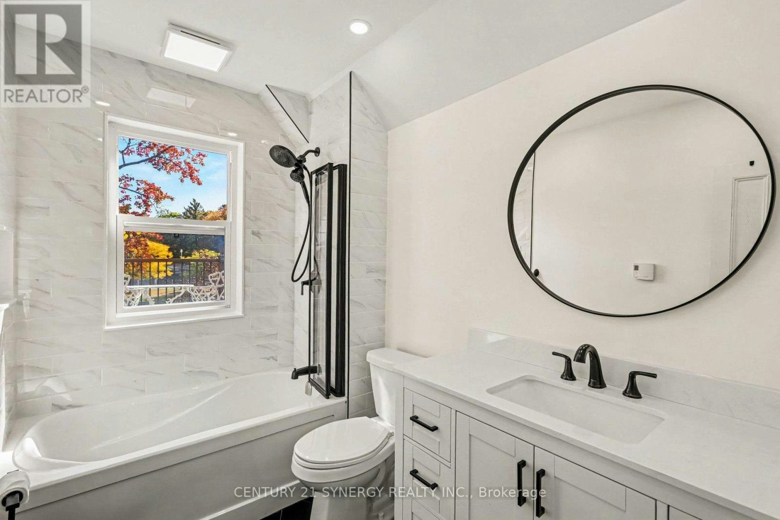18 Wilton Crescent, Ottawa, ON, K1S 2T5 - 22