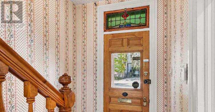 18 Wilton Crescent, Ottawa, ON, K1S 2T5 - 3