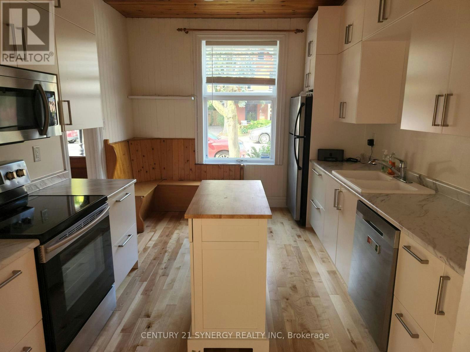 18 Wilton Crescent, Ottawa, ON, K1S 2T5 - 4
