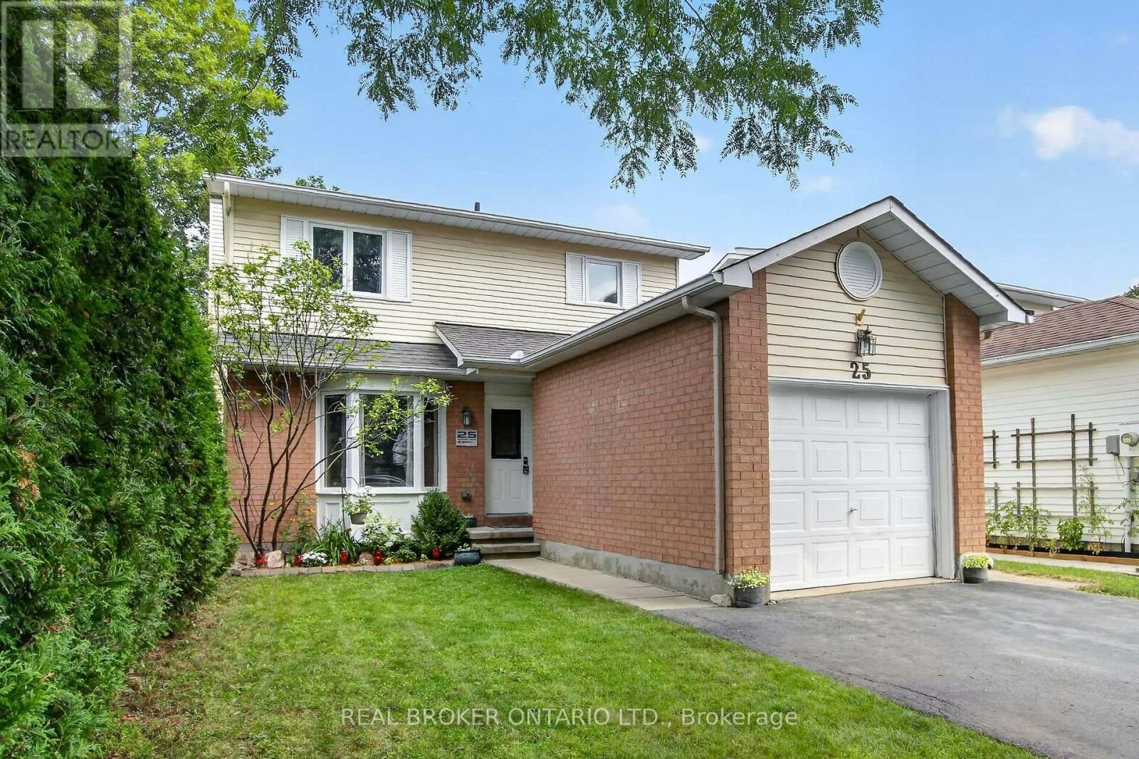 25 Moresby Drive, Ottawa, ON, K2M 2E5