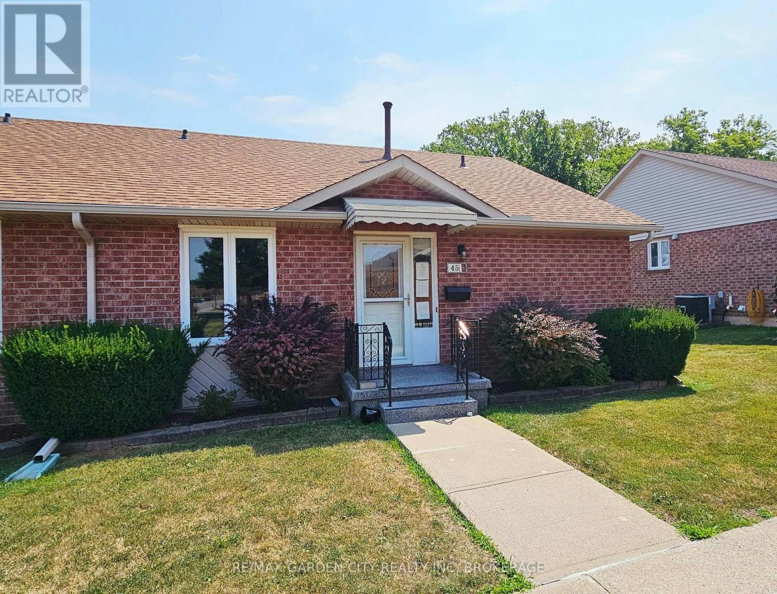45-122 Bunting Road, St. Catharines, ON, L2P 3X7