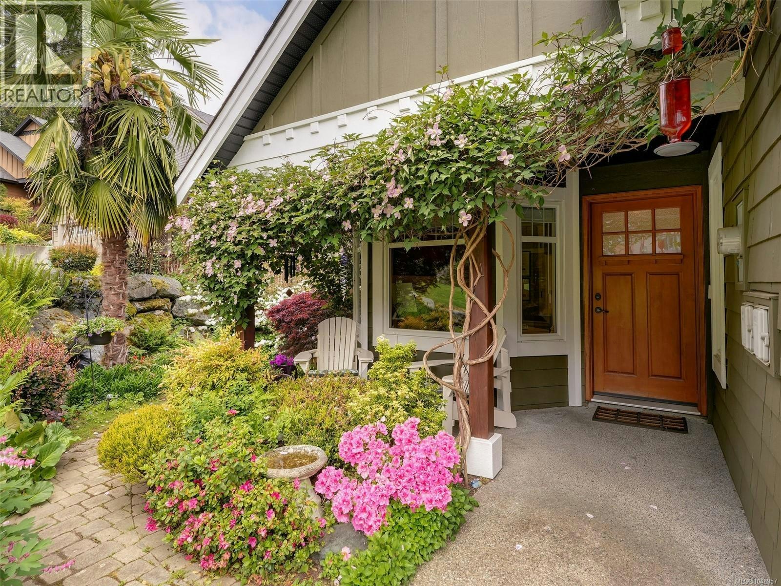 19 Carly Lane, View Royal, BC, V9B 0A2