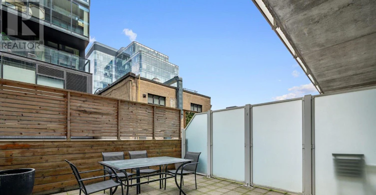 203-32 Stewart Street, Toronto, ON, M5V 3T2 - 4