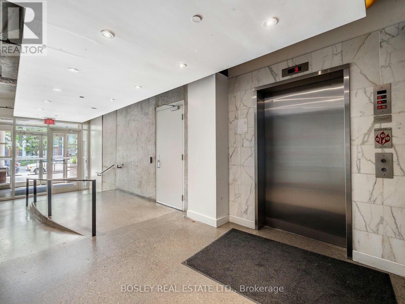 203-32 Stewart Street, Toronto, ON, M5V 3T2 - 9