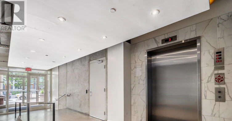203-32 Stewart Street, Toronto, ON, M5V 3T2 - 9