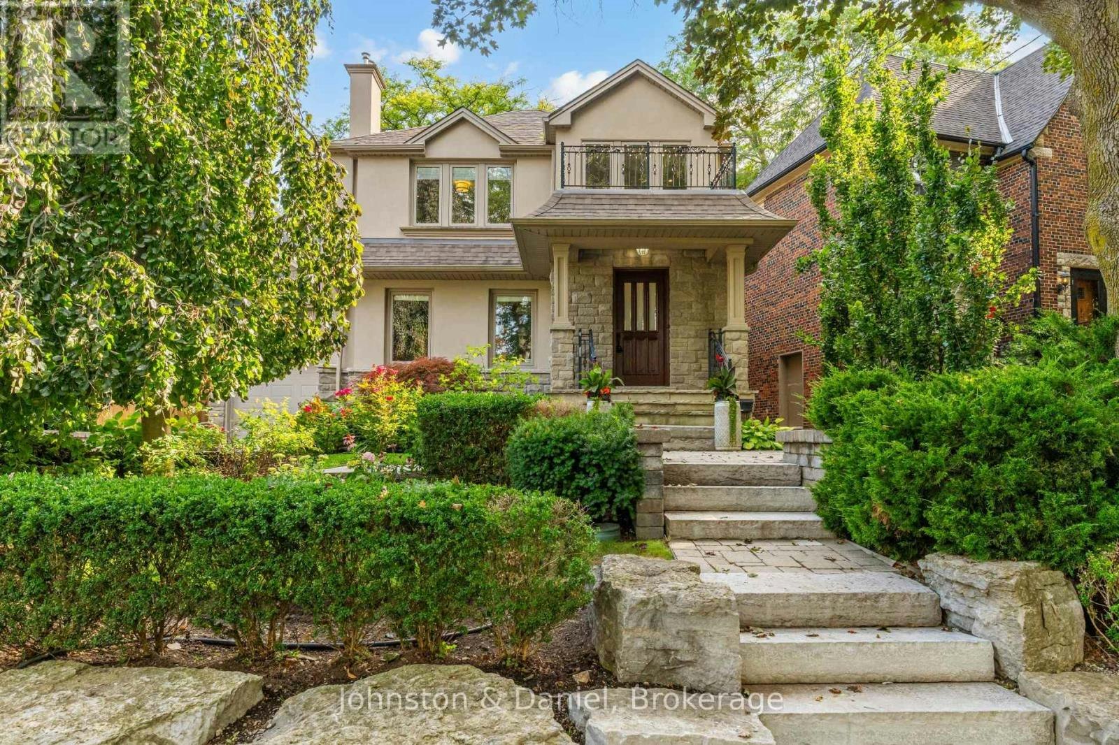 77 Lawrence Crescent, Toronto, ON, M4N 1N3
