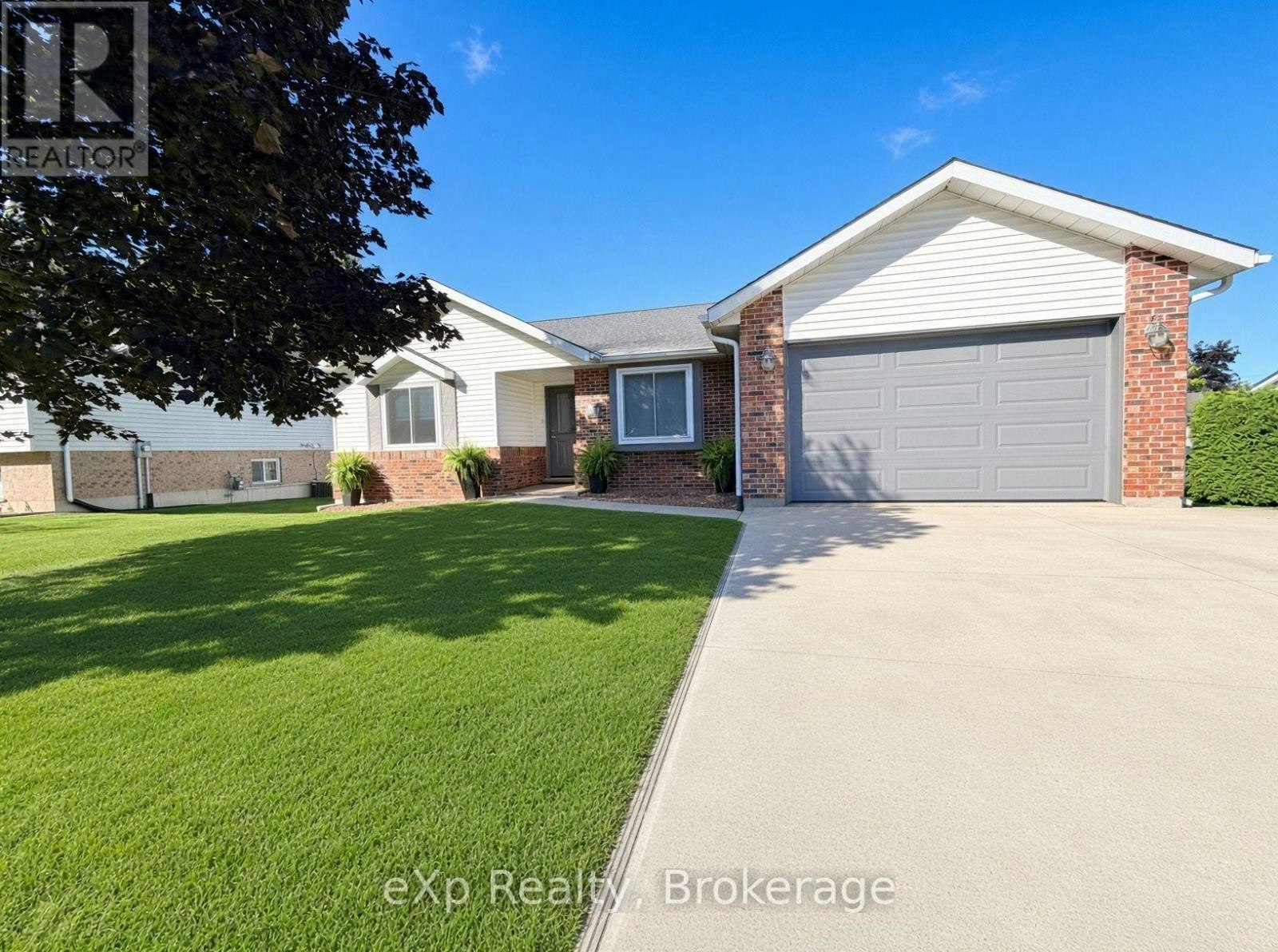 23 Willow Street, Brockton, ON, N0G 2V0