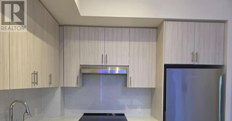 PH 218-9000 Jane Street, Vaughan, ON, L4K 0M6 - 9