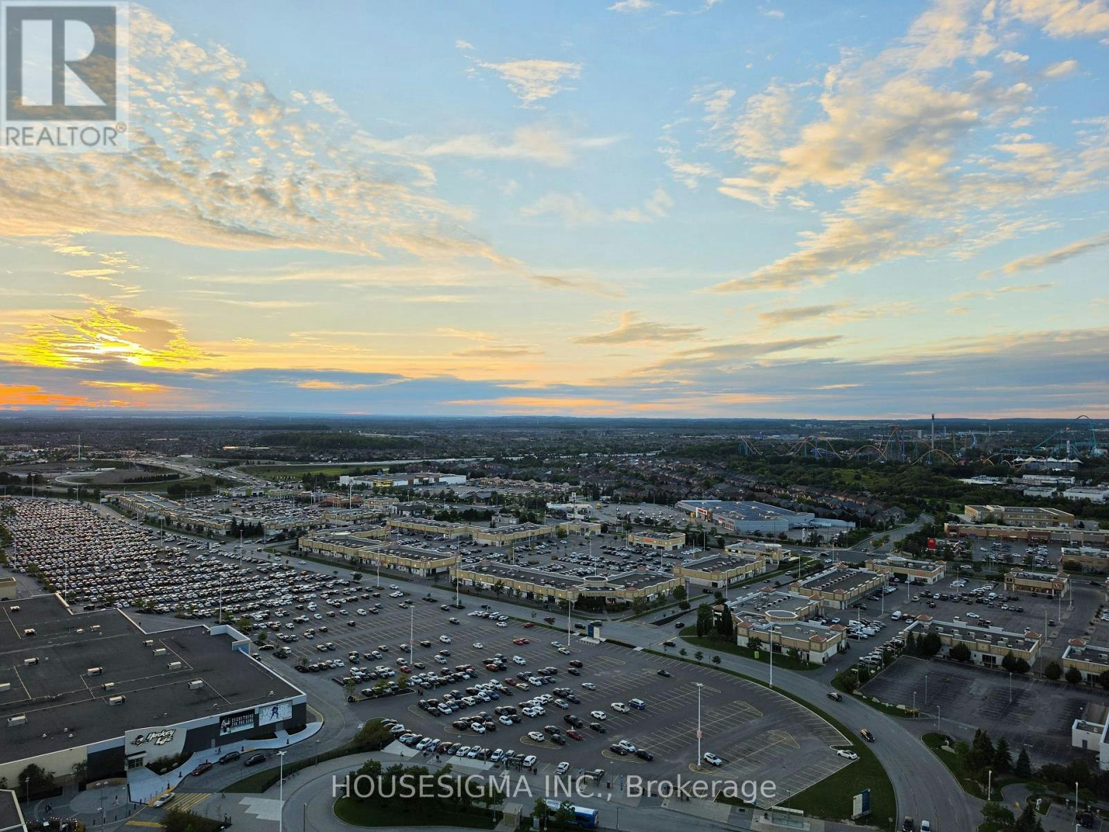 PH 218-9000 Jane Street, Vaughan, ON, L4K 0M6 - 5