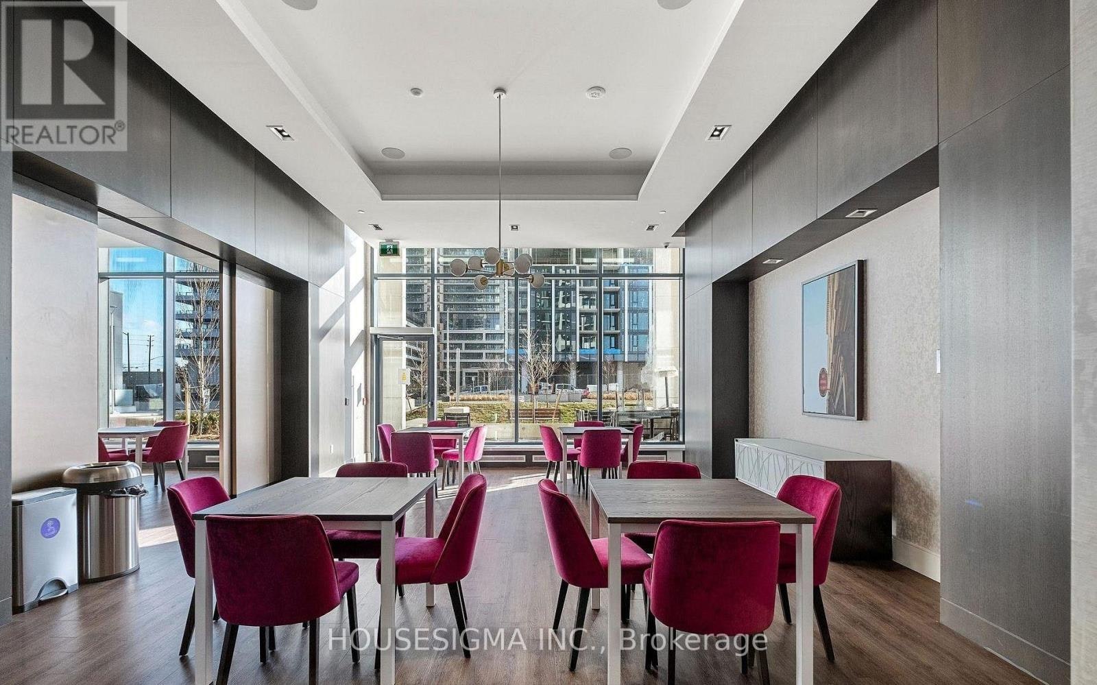 PH 218-9000 Jane Street, Vaughan, ON, L4K 0M6 - 27