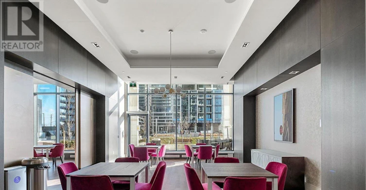 PH 218-9000 Jane Street, Vaughan, ON, L4K 0M6 - 27