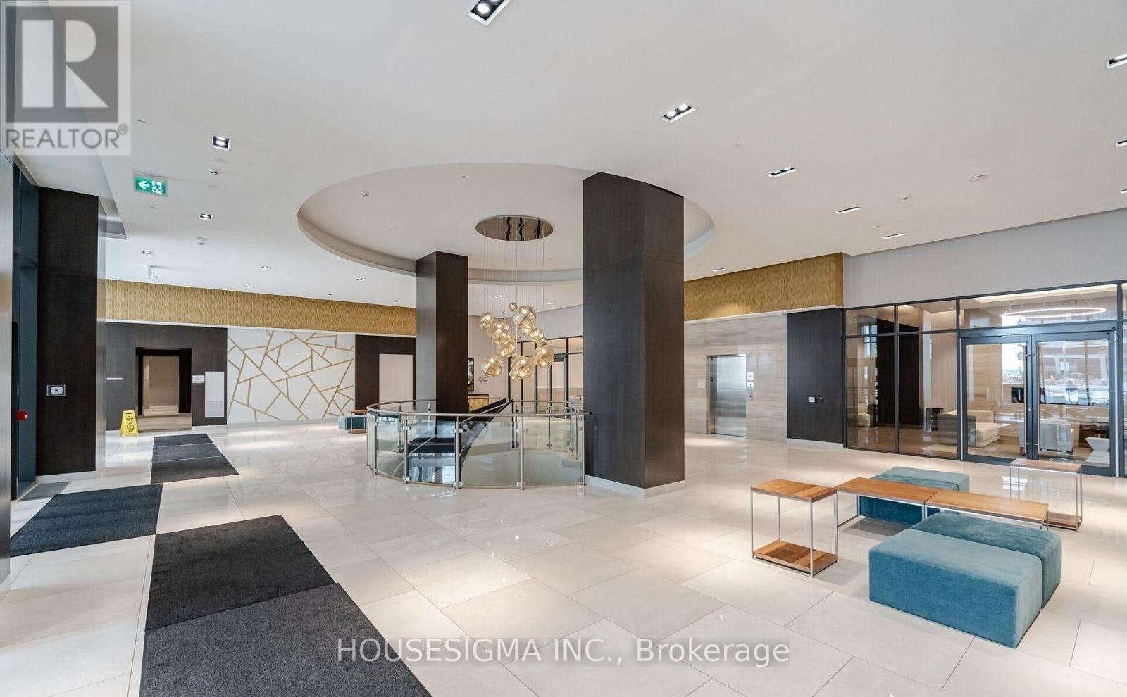 PH 218-9000 Jane Street, Vaughan, ON, L4K 0M6 - 20