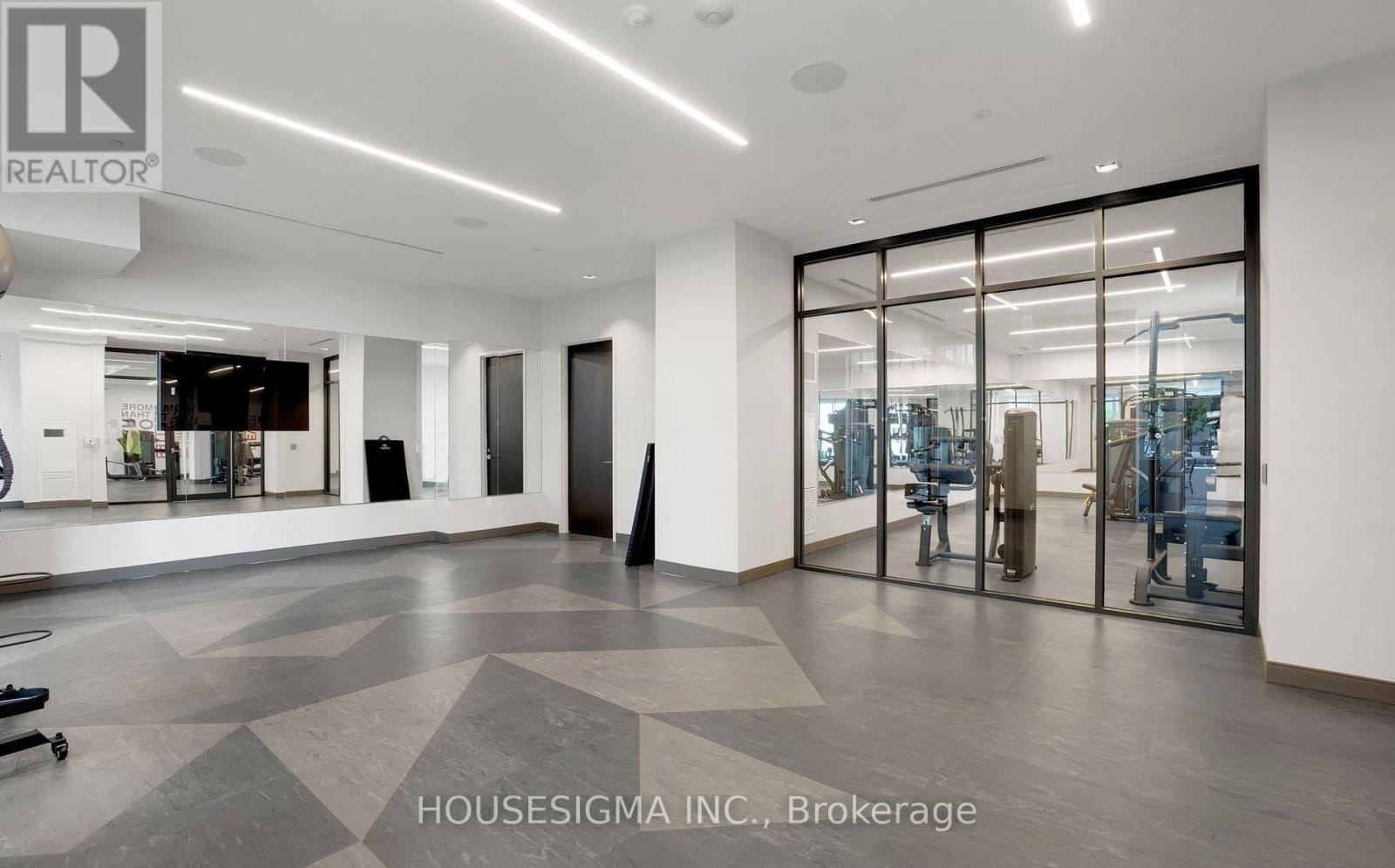 PH 218-9000 Jane Street, Vaughan, ON, L4K 0M6 - 32