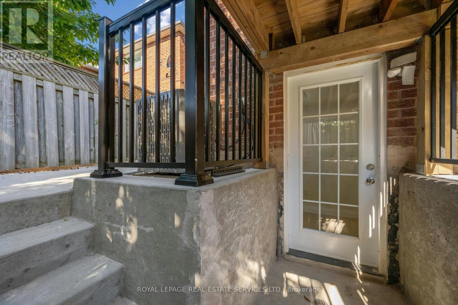 BSMT APT-3872 Densbury Drive, Mississauga, ON, L5N 6Y9 - 5