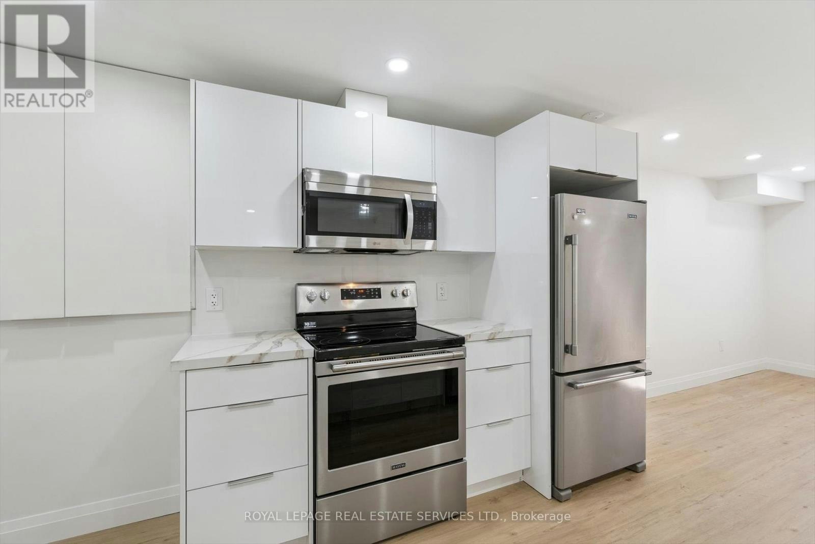 BSMT APT-3872 Densbury Drive, Mississauga, ON, L5N 6Y9 - 14
