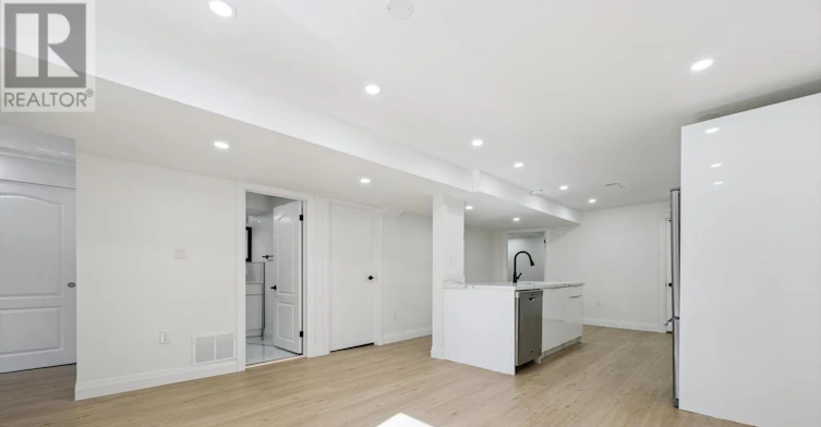 BSMT APT-3872 Densbury Drive, Mississauga, ON, L5N 6Y9 - 10