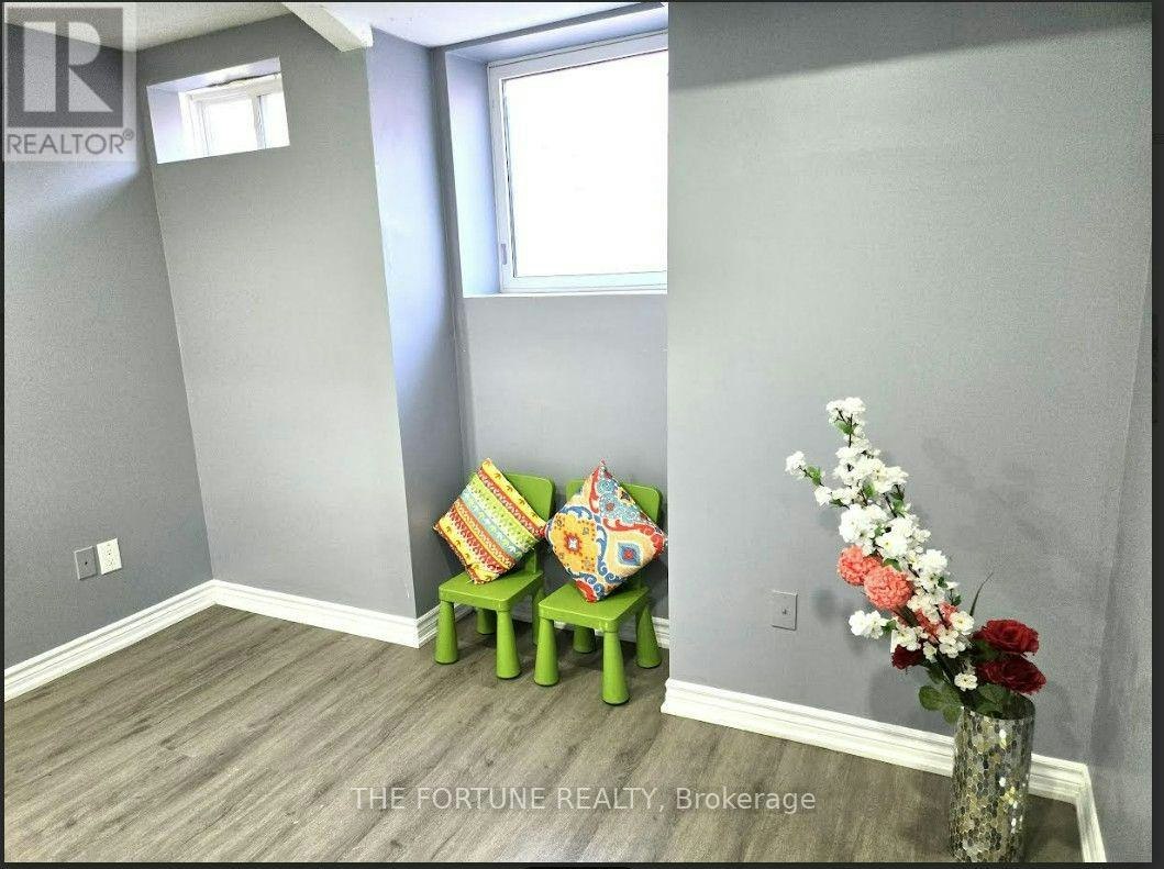 18 Saint Eugene Street, Brampton, ON, L6Y 0K9 - 6