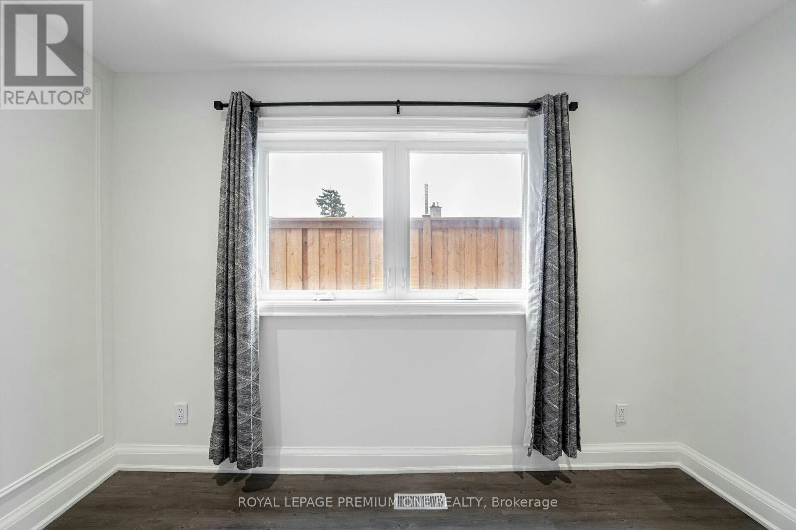 49 Gulfstream Road E, Toronto, ON, M9M 1S4 - 18