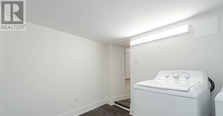 49 Gulfstream Road E, Toronto, ON, M9M 1S4 - 25