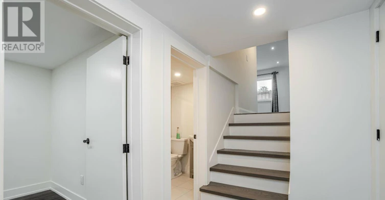 49 Gulfstream Road E, Toronto, ON, M9M 1S4 - 20