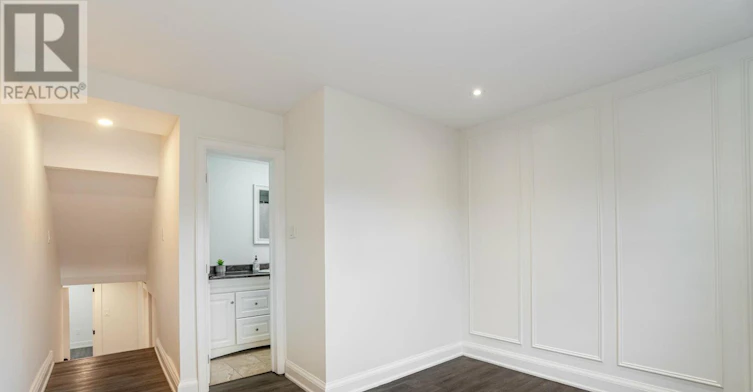 49 Gulfstream Road E, Toronto, ON, M9M 1S4 - 17