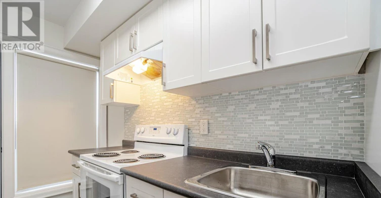 49 Gulfstream Road E, Toronto, ON, M9M 1S4 - 14