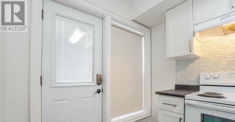 49 Gulfstream Road E, Toronto, ON, M9M 1S4 - 8