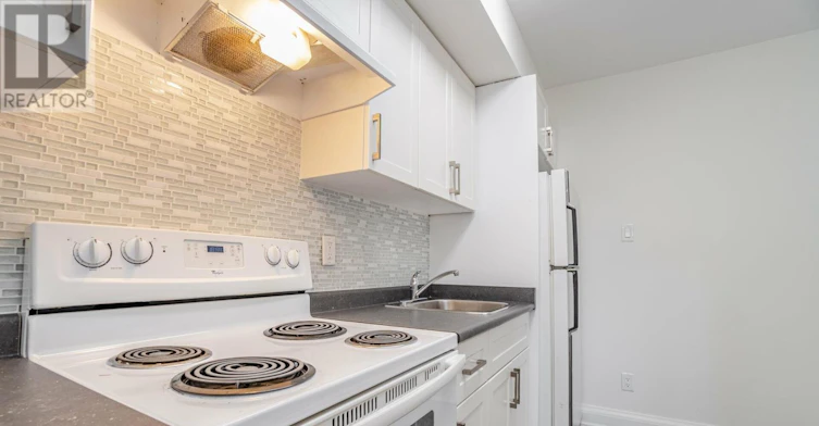 49 Gulfstream Road E, Toronto, ON, M9M 1S4 - 13