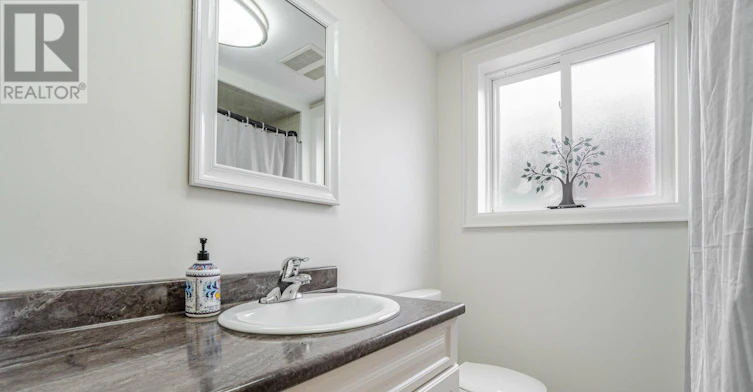 49 Gulfstream Road E, Toronto, ON, M9M 1S4 - 19