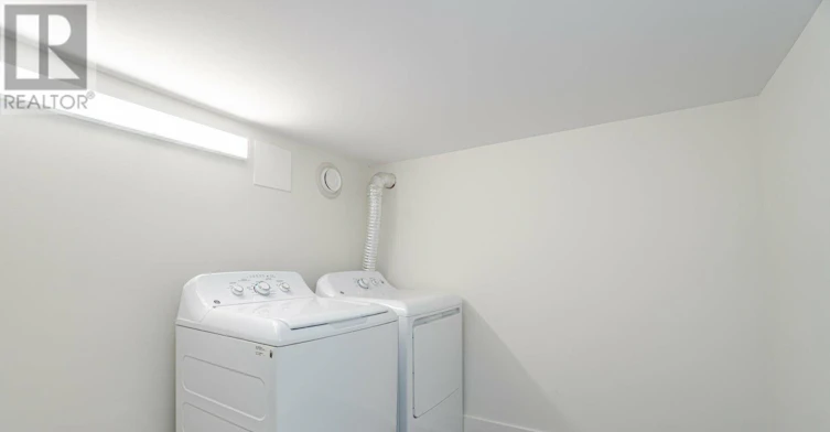 49 Gulfstream Road E, Toronto, ON, M9M 1S4 - 24