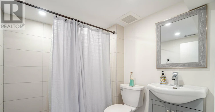 49 Gulfstream Road E, Toronto, ON, M9M 1S4 - 29