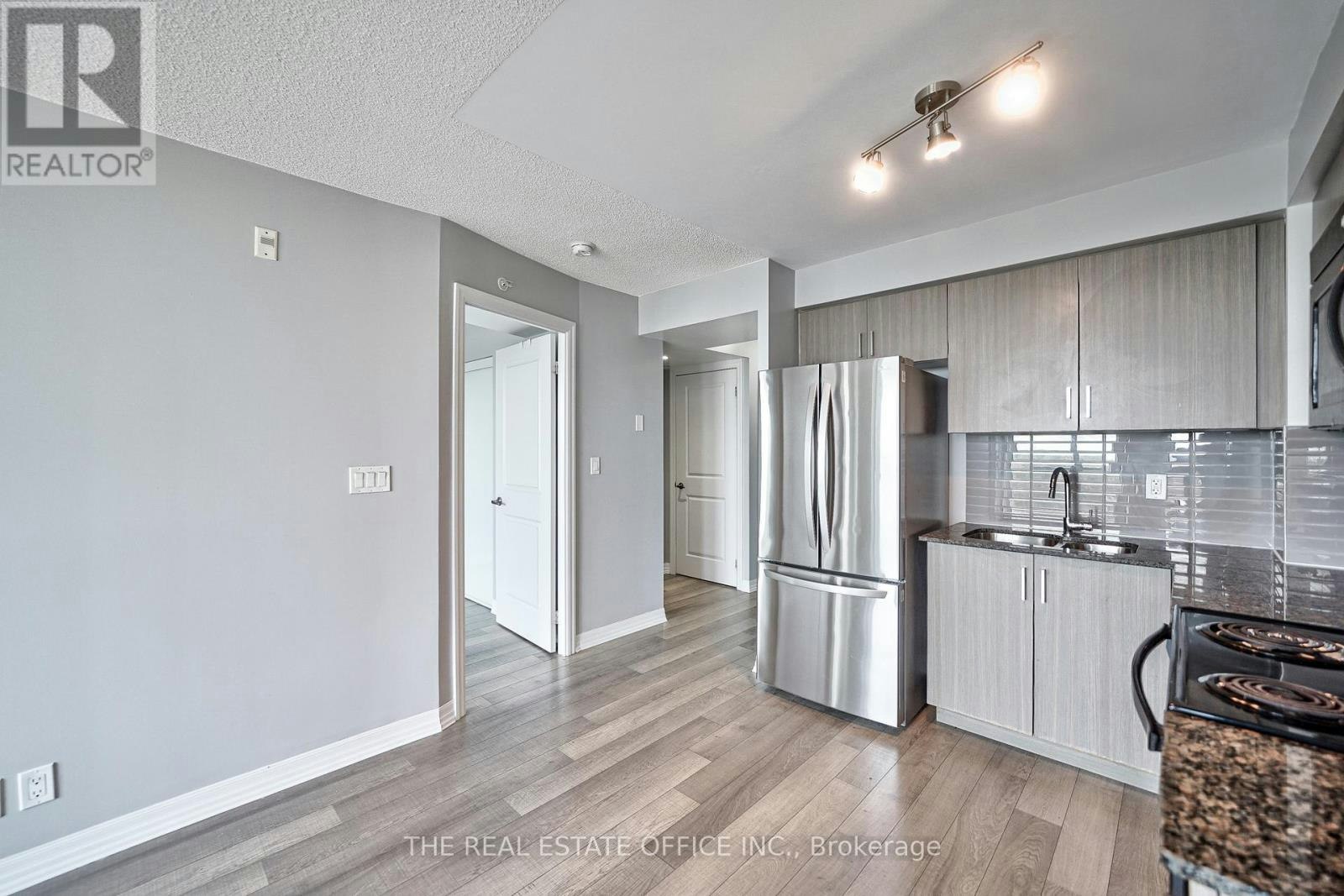 715-80 Esther Lorrie Drive, Toronto, ON, M9W 4V1 - 7