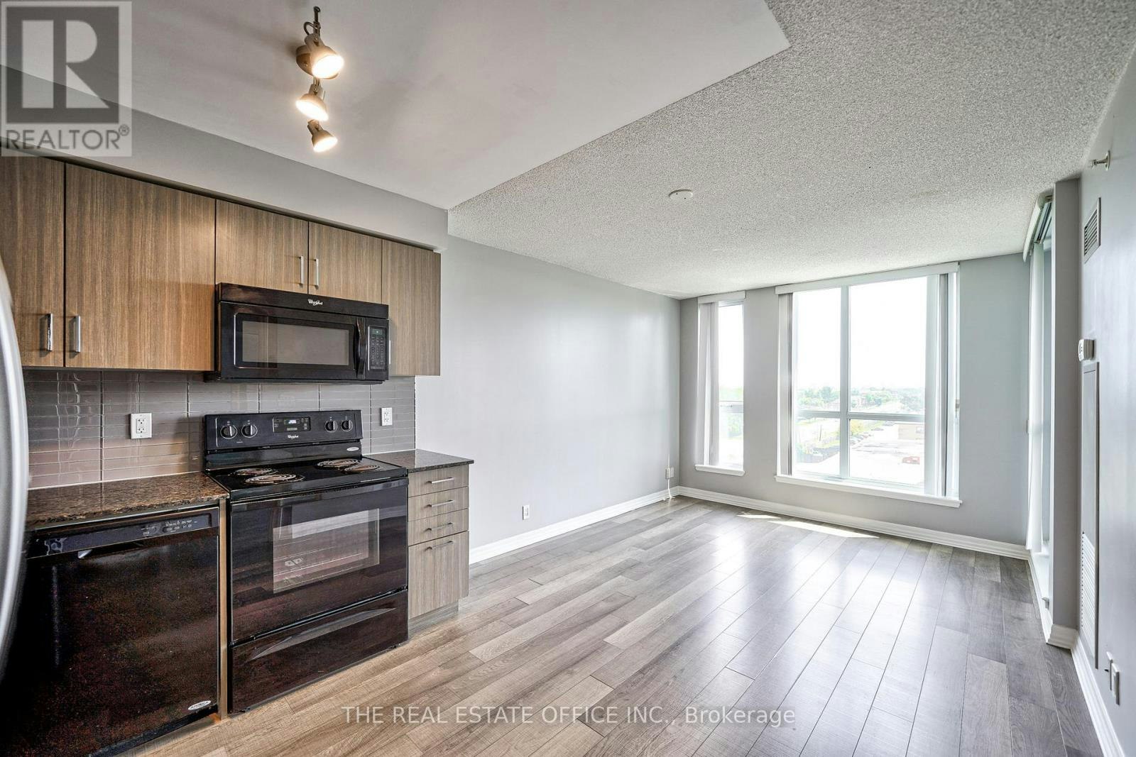 715-80 Esther Lorrie Drive, Toronto, ON, M9W 4V1 - 6