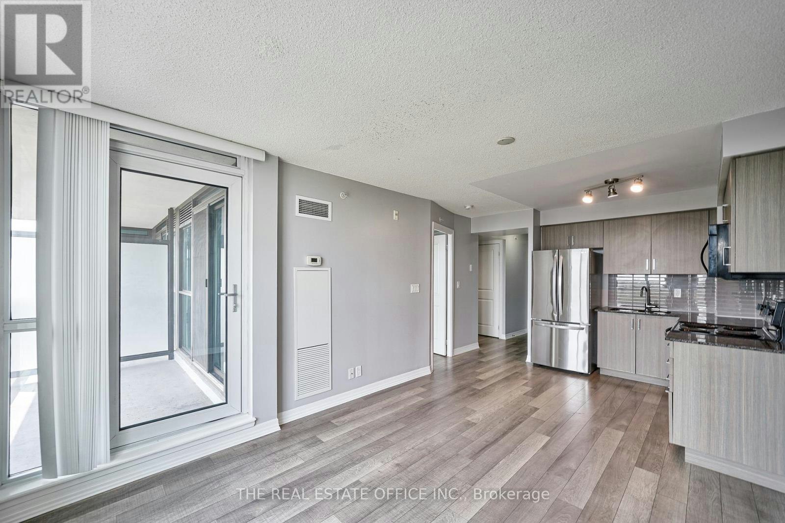 715-80 Esther Lorrie Drive, Toronto, ON, M9W 4V1 - 9