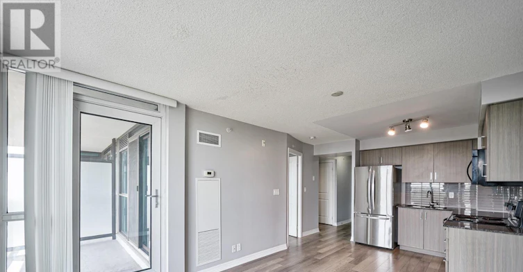 715-80 Esther Lorrie Drive, Toronto, ON, M9W 4V1 - 9
