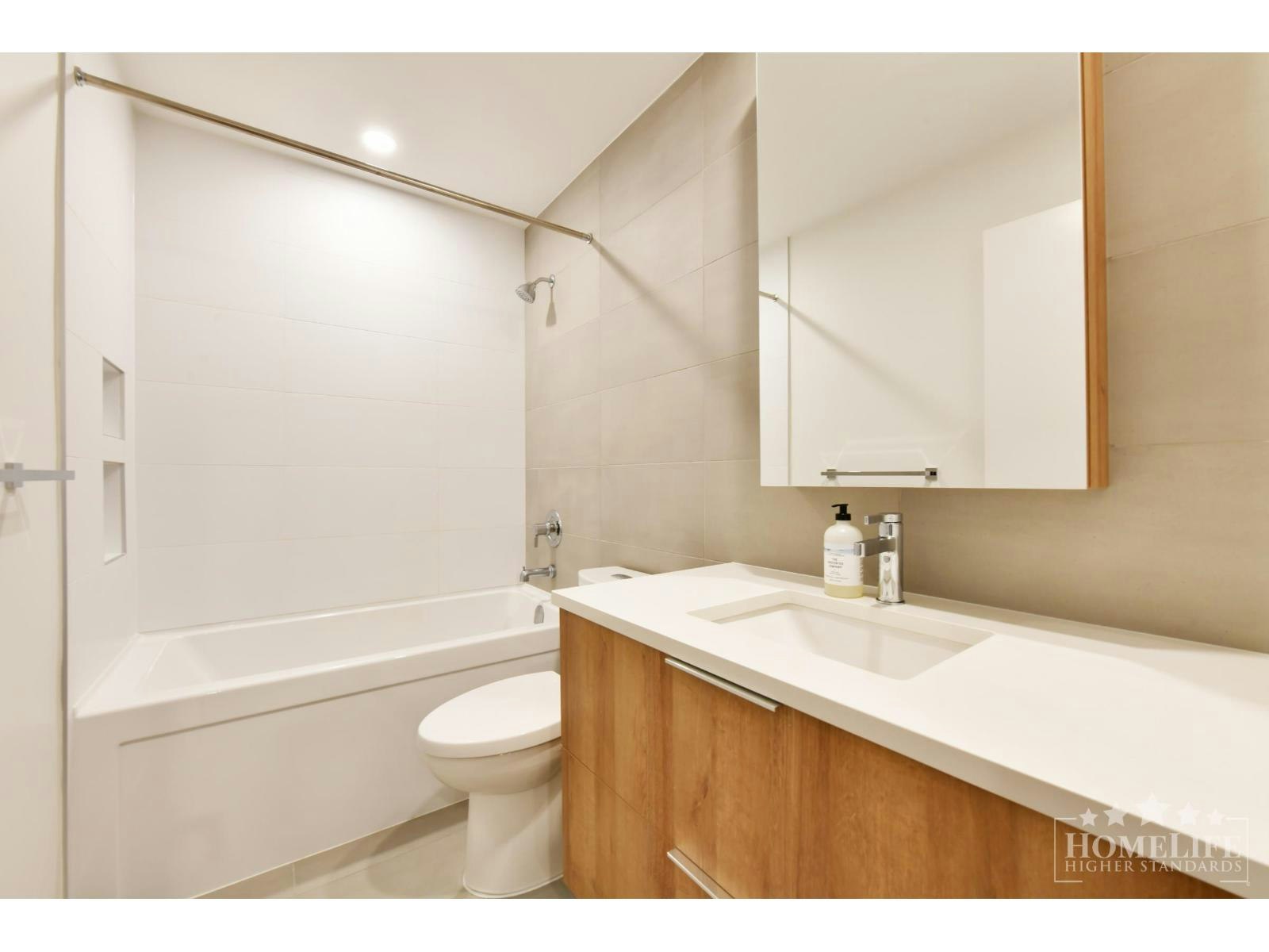 809-13387 Old Yale Road, Surrey, BC, V3T 0V6 - 7