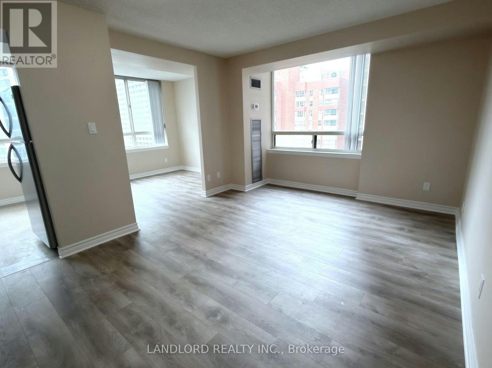 1523-633 Bay Street, Toronto, ON, M5G 2G4 - 3