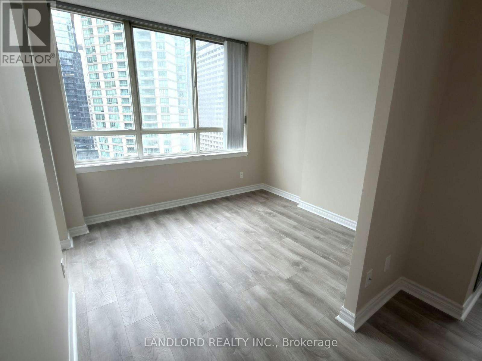 1523-633 Bay Street, Toronto, ON, M5G 2G4 - 5